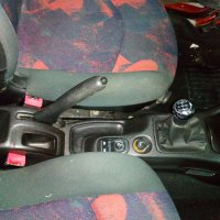 Peugeot 206  1.4 бензин на части, снимка 9 - Части - 23799513