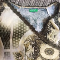 Блуза Бенетон, снимка 1 - Блузи с дълъг ръкав и пуловери - 21072254