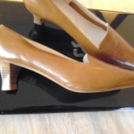 Елегантни обувки от естествена кожа, снимка 2 - Дамски обувки на ток - 14281349