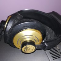 ПОРЪЧАНИ-GOLD EDITION akg-headphones-made in austria-внос швеицария, снимка 1 - Слушалки и портативни колонки - 21652948