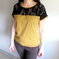 Дамска блуза с дантела в жълто, снимка 1 - Корсети, бюстиета, топове - 10785587