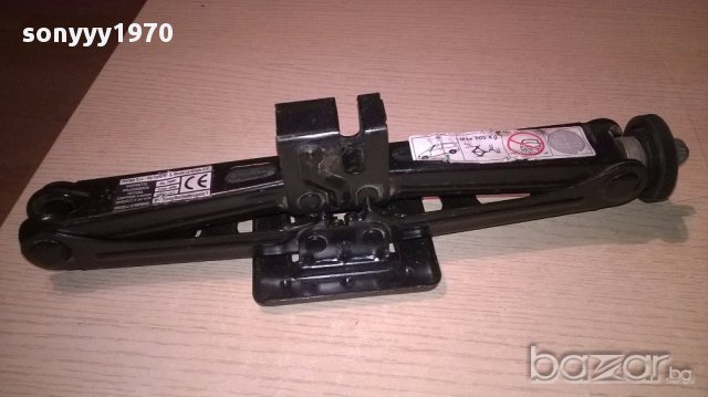 поръчан-Fiat/lancia-крик за коли-внос швеицария