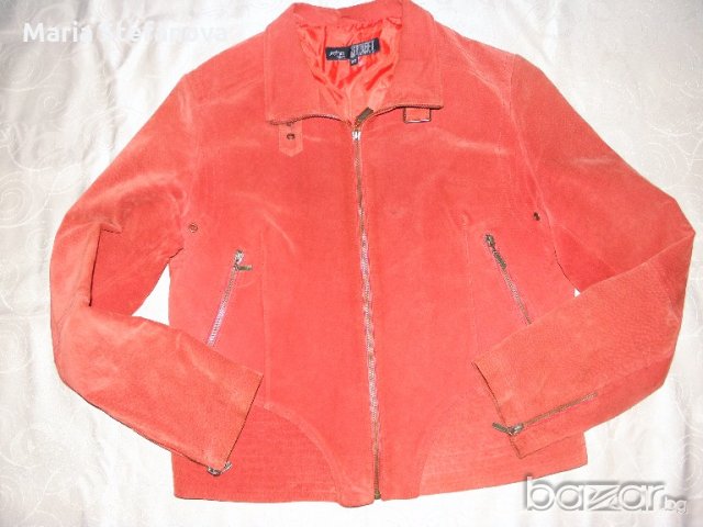 Дамско червено яке естествен велур, снимка 5 - Якета - 19080625
