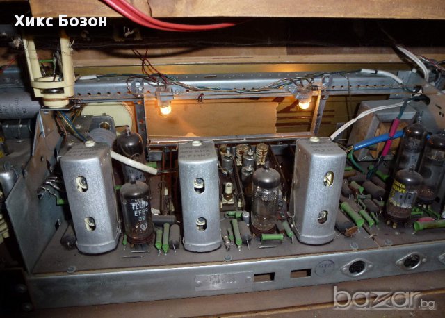 Уникална техника , 60-те години Хармония 103 лампов радио грамофон, снимка 12 - Грамофони - 12233386