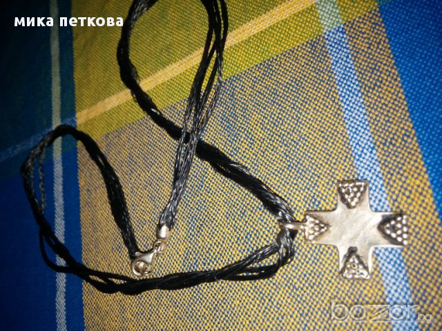 сребърно кръстче, снимка 2 - Колиета, медальони, синджири - 13087031