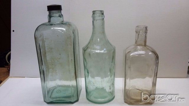 Стари шишета за мастило и др.