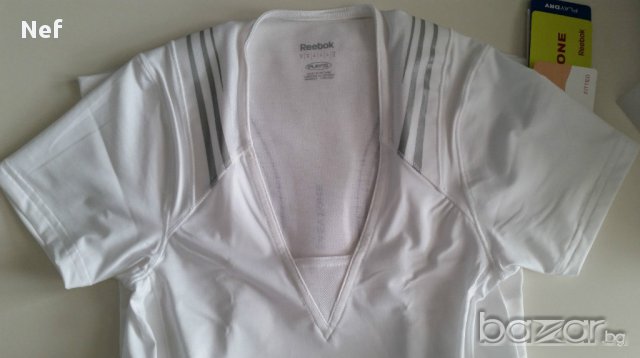 Фитнес тениска Reebok Easytone Short Sleeve Taped Toning Top , снимка 11 - Тениски - 17463814