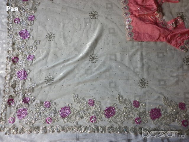 Индийско  Сари + блуза , снимка 4 - Рокли - 16273634