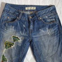 D-Stiag Jeans дамски сини дънки с копринени флорални пачове, снимка 3 - Дънки - 20601043