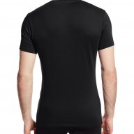 Нова мъжка тениска Calvin Klein T-Shirt V Neck, оригинал , снимка 5 - Тениски - 12744997