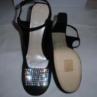 Christian Dior Oригинални Дамски обувки с камъни , снимка 3 - Дамски обувки на ток - 10544599