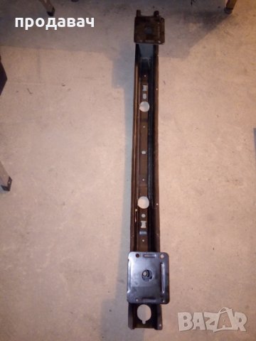 Греда под предна броня кади wv caddy, снимка 2 - Части - 24911184