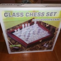 стъклен шах в красива дървена кутия-внос швеицария, снимка 9 - Колекции - 21398922
