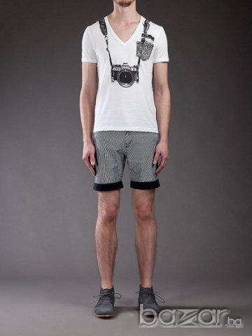 FRANKIE MORELLO WHITE CAMERA PRINT Мъжка Тениска size S, снимка 4 - Тениски - 6490615