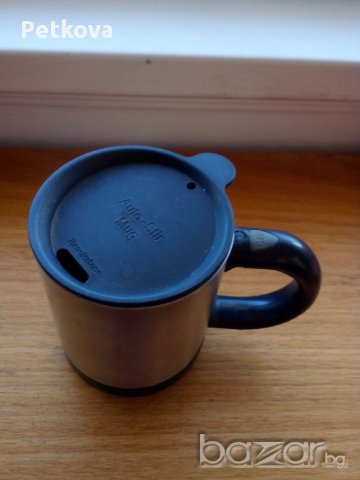 Автоматично разбъркваща чаша за кафе