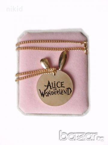 Алиса в страната на чудесата колие медальон часовник , снимка 4 - Колиета, медальони, синджири - 19647395