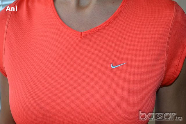 Тениска Nike, снимка 4 - Спортни екипи - 13667565