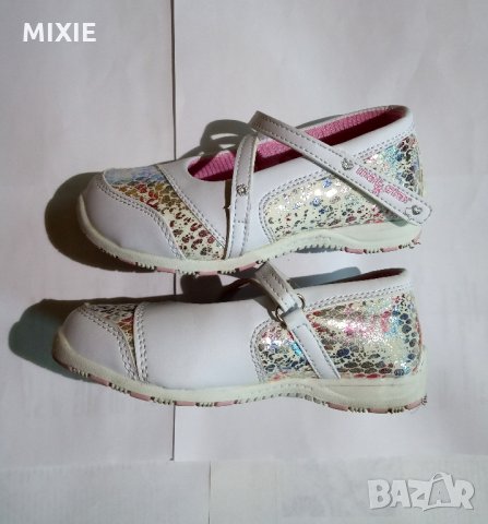 Детски бели обувки, № 26, снимка 5 - Бебешки обувки - 26121385