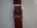 Червен дамски часовник, снимка 4
