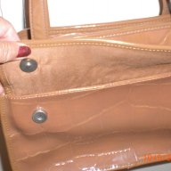продавам нова лачена дамска чанта-от Германия, снимка 2 - Чанти - 18226645