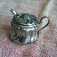 Продавам посребрена захарница с красива патина., снимка 6 - Антикварни и старинни предмети - 13484987