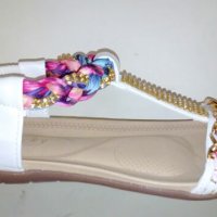 Дамски сандали , снимка 1 - Кецове - 25793910