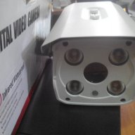 Метална 1/3" Sony Ccd HD 1200tvl 6мм Лещи 4 LED Аrray Ir 70 Метра Нощно Виждане Охранителна Камера, снимка 3 - Камери - 9538953