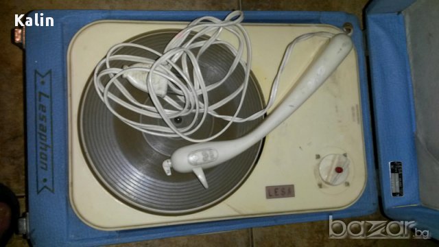 Италиански Ретро грамофон Lesa phone Perla, снимка 5 - Антикварни и старинни предмети - 11917084