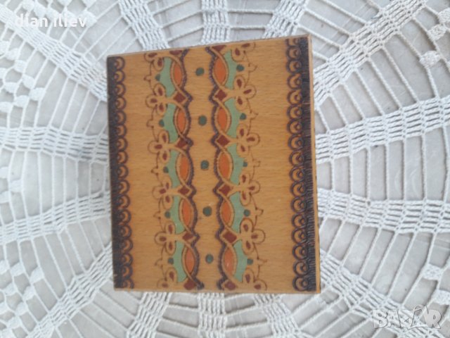 Стара дървена кутия-табакера, снимка 3 - Други ценни предмети - 24962455