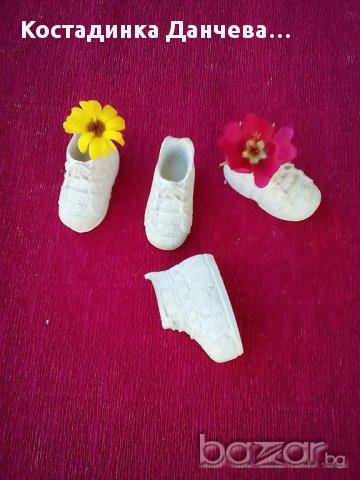 Гипсови фигурки обувчици 