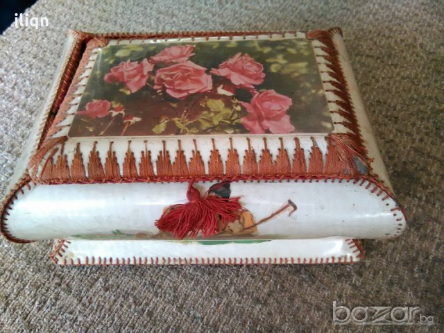 СТАРИННА КУТИЯ МНОГО КРАСИВА !!! РАЗМЕРИ 21/16/10 ЦЕНА 10ЛВ. , снимка 6 - Антикварни и старинни предмети - 19023600