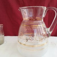 Стъклена кана с чаши с златни кантове и цветя , снимка 6 - Антикварни и старинни предмети - 19238832