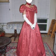 Бална рокля във викториански стил вишнев цвят, снимка 3 - Рокли - 11690479