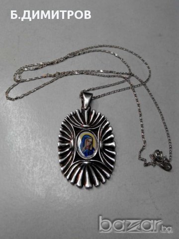 Стар сребърен медалион с емайл, снимка 2 - Антикварни и старинни предмети - 13497499