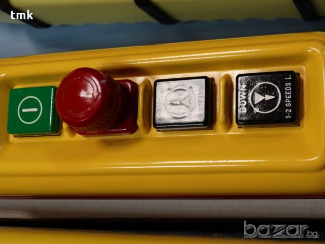 Бутони за телфер Telemecanique, TER, KS-23, снимка 6 - Други машини и части - 18570546