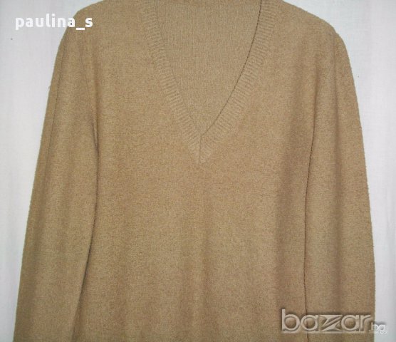 Бежов пуловер от букле от времето на соц-а , снимка 1 - Блузи с дълъг ръкав и пуловери - 16314397