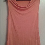 Дамска блуза, без ръкав, снимка 1 - Потници - 17983921