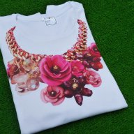 NEW! Дамски тениски CHAIN ROSES с флорален CK дизайн! Поръчай модел с ТВОЯ идея!, снимка 2 - Тениски - 10500150