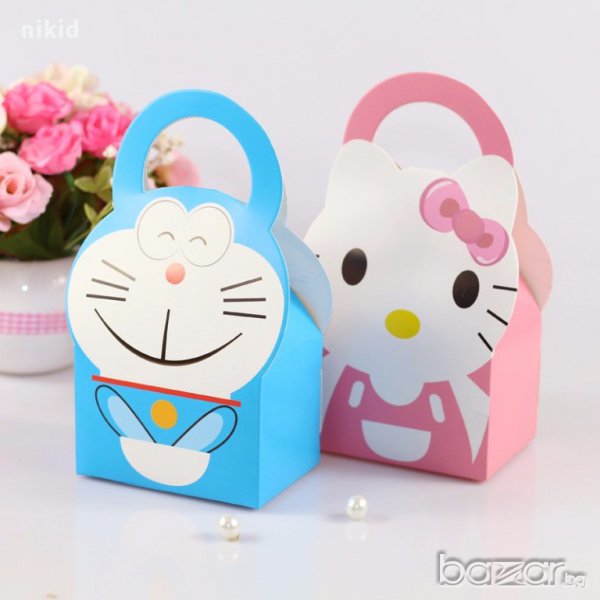 картонена кутийка кутия подаръчни подарък лакомства рожден ден торта  Кити Hello kitty и Doraemon , снимка 1