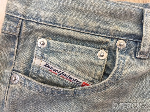 Дамска дънкова пола DIESEL оригинал, size 26/S, с голяма цепка отстрани, като нова, снимка 4 - Поли - 17756637