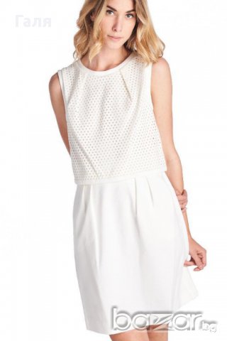 Оригинална ,бяла рокля на Trina Truk, снимка 2 - Рокли - 15126494