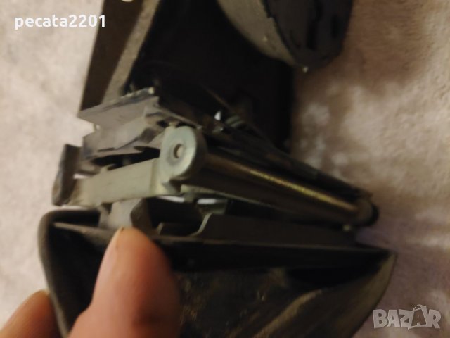 Продавам - оригинална основа ляво огледало за Мерцедес Ц клас w203, снимка 3 - Части - 25414749