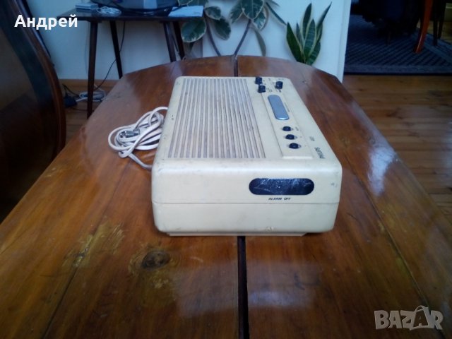 Радио,Радиочасовник PHILIPS, снимка 3 - Антикварни и старинни предмети - 24591405