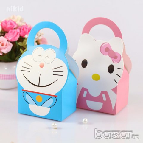 картонена кутийка кутия подаръчни подарък лакомства рожден ден торта  Кити Hello kitty и Doraemon 