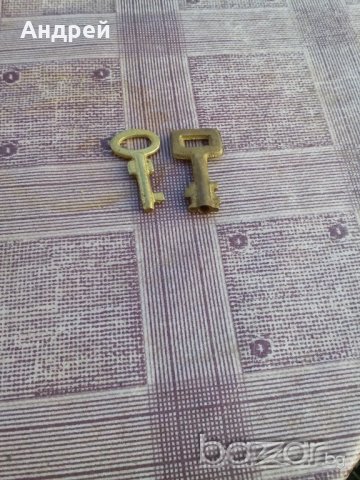 Старинен ключ,ключета, снимка 2 - Антикварни и старинни предмети - 19496489