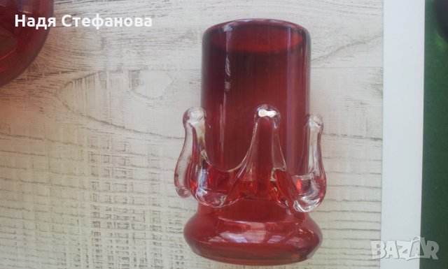 Червено стъклени красоти ваза, котле, пепелник от един сет, снимка 7 - Декорация за дома - 26155942