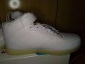 НОВИ Дамски светещи маратонки с лед светлини в подметката, снимка 10