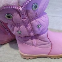 Розови детски ботуши апрески с пух с лека забележка, снимка 11 - Детски боти и ботуши - 20803538