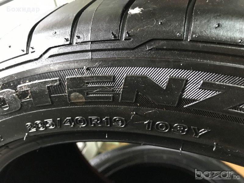 гуми 285/40/19 Bridgestone, снимка 1