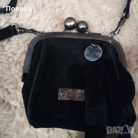 Patrizia Pepe' оригинал естествена кожа мини чантичка, снимка 5 - Чанти - 25087985